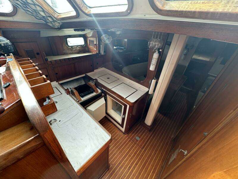 Big Adventure 46ft Oceanic Yacht For Sale