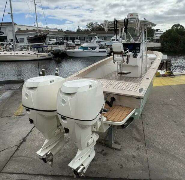 31ft Buddy Davis Yacht For Sale