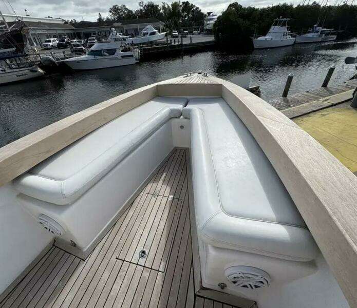 31ft Buddy Davis Yacht For Sale