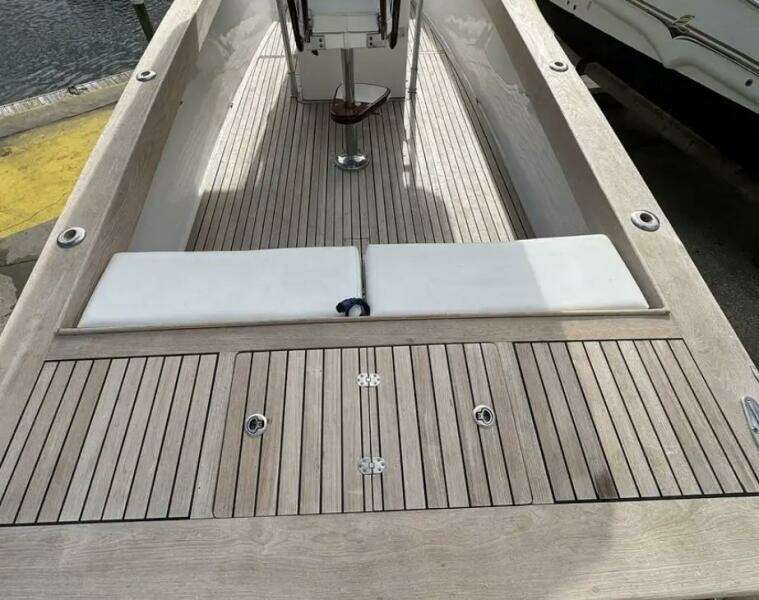 31ft Buddy Davis Yacht For Sale