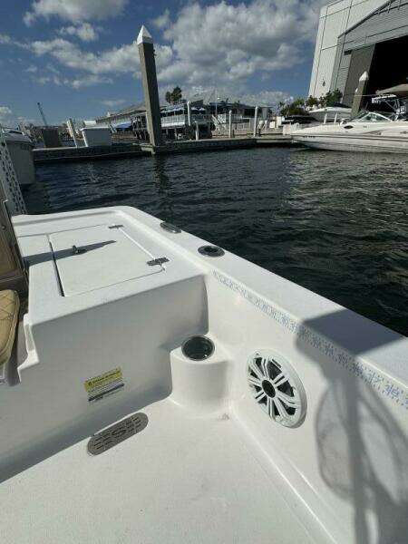 23ft Sportsman Yacht For Sale