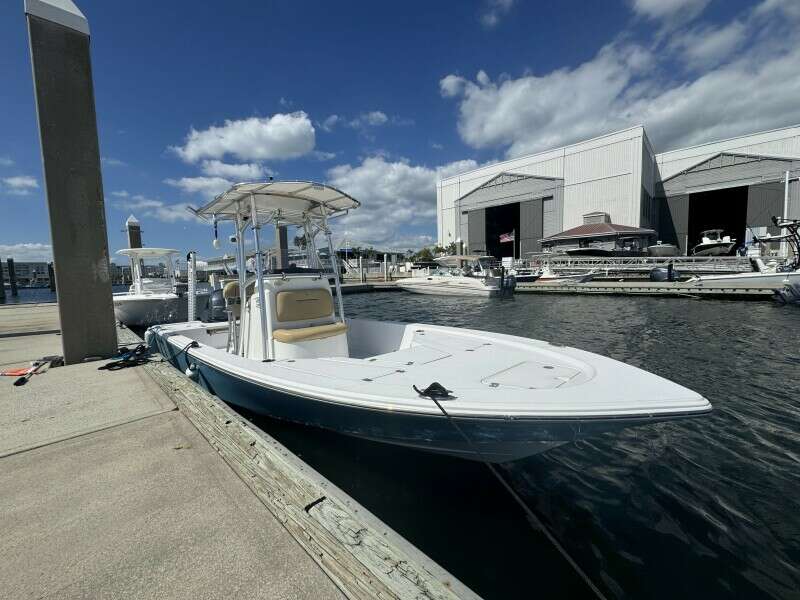23ft Sportsman Yacht For Sale