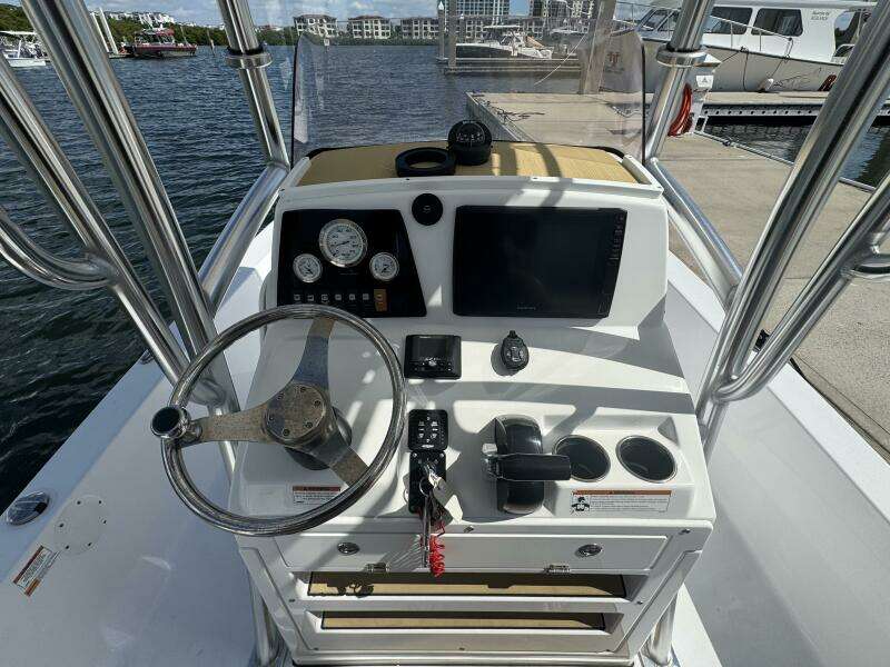 23ft Sportsman Yacht For Sale