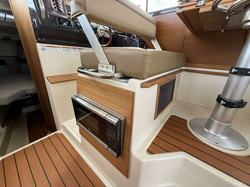 27ft Ranger Tugs Yacht For Sale