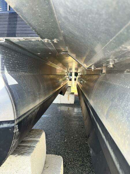 22ft Bennington Yacht For Sale