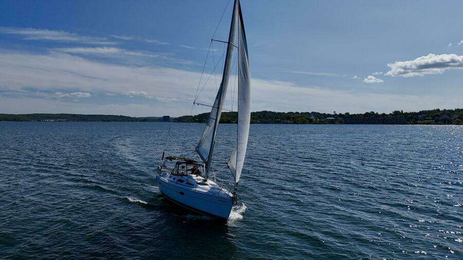 Monarch 35ft Hunter Yacht For Sale