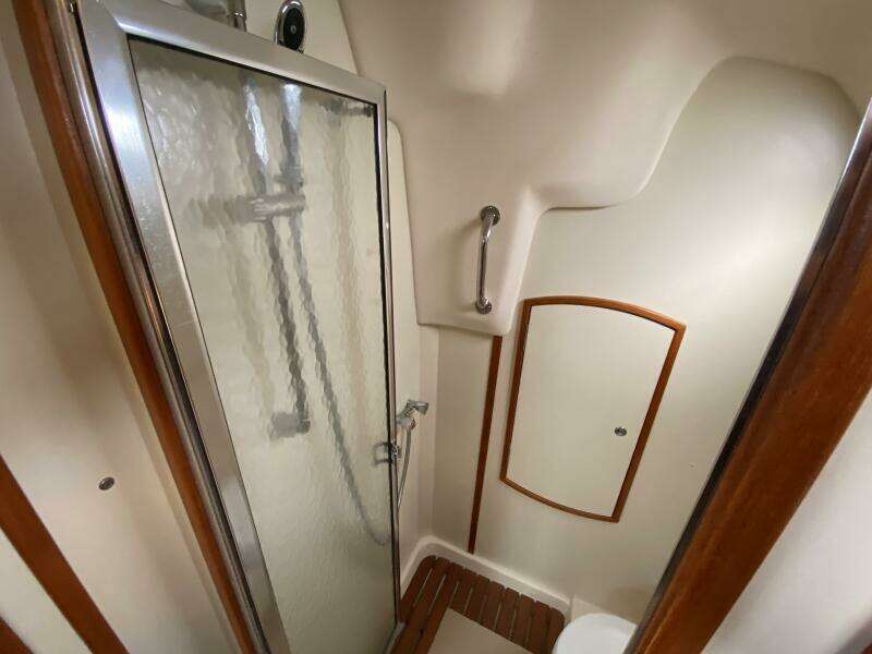 Monarch 35ft Hunter Yacht For Sale