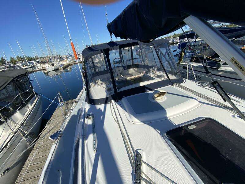 Monarch 35ft Hunter Yacht For Sale