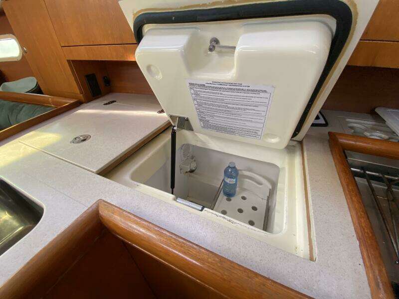 Monarch 35ft Hunter Yacht For Sale
