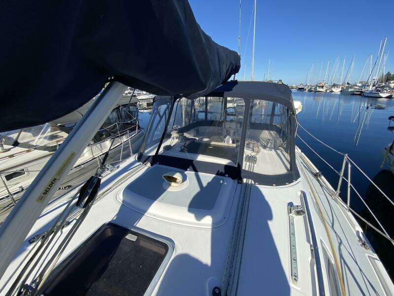 Monarch 35ft Hunter Yacht For Sale