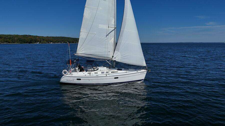 Monarch 35ft Hunter Yacht For Sale