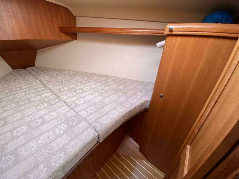 Monarch 35ft Hunter Yacht For Sale