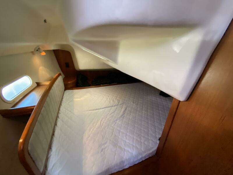 Monarch 35ft Hunter Yacht For Sale
