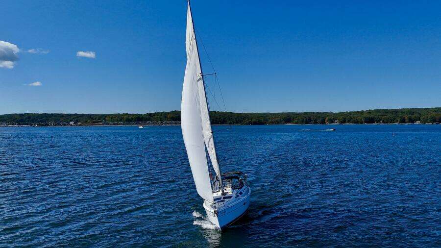 Monarch 35ft Hunter Yacht For Sale