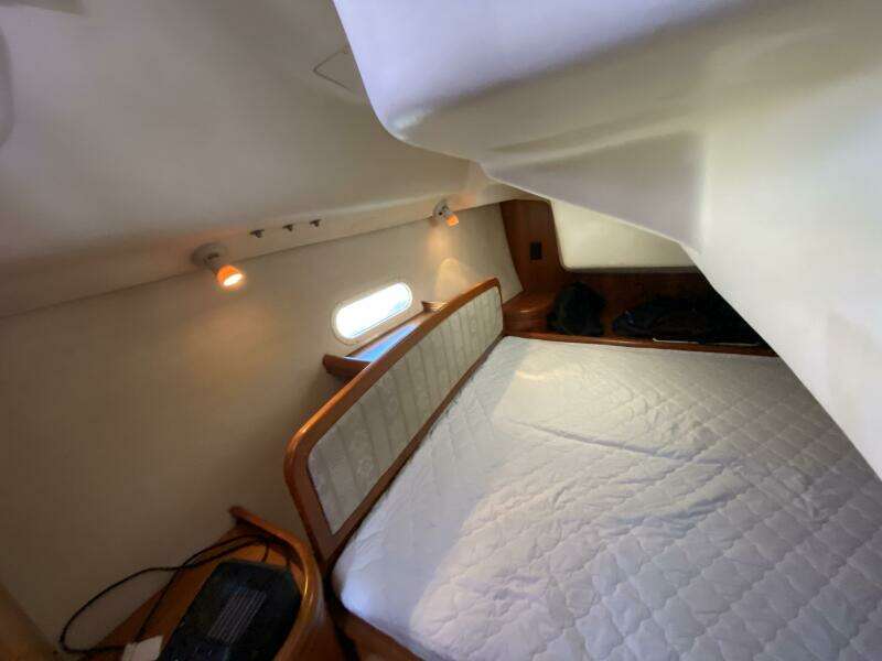 Monarch 35ft Hunter Yacht For Sale