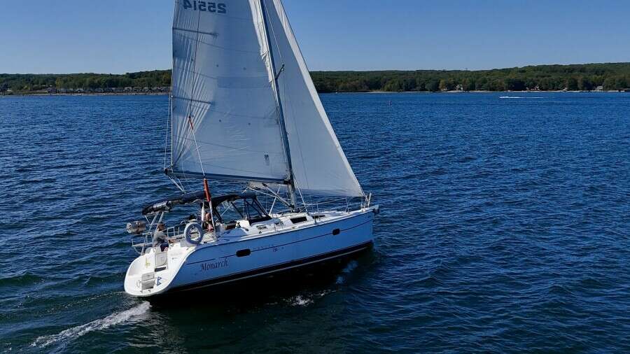 Monarch 35ft Hunter Yacht For Sale