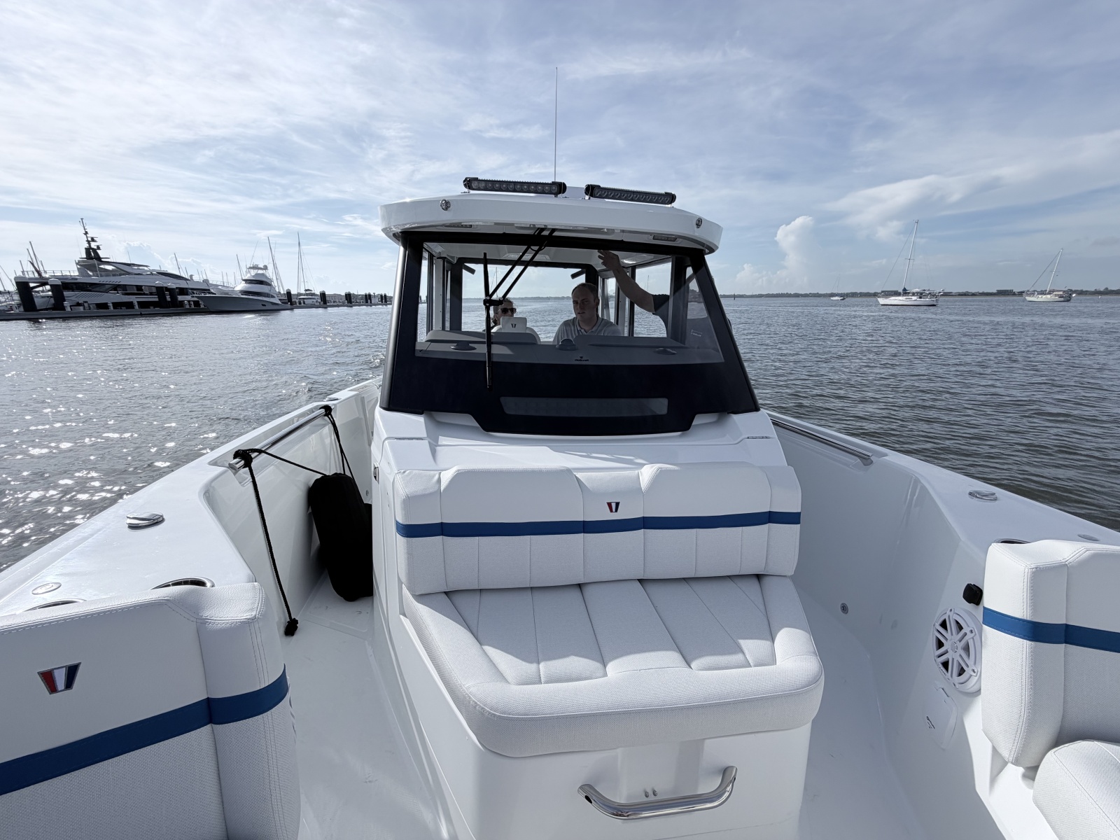 2027 Wellcraft Explorer