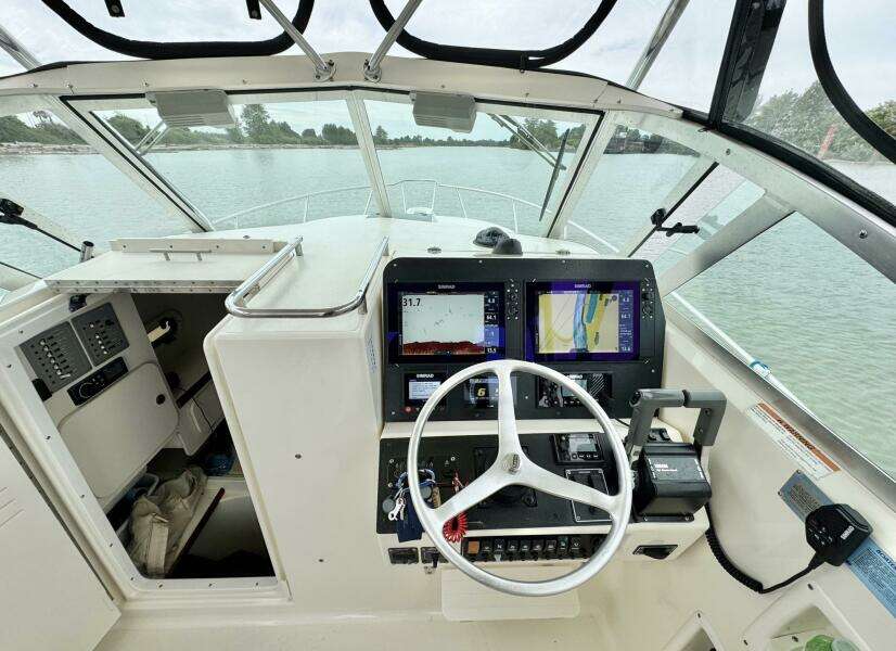 28ft Pursuit Yacht For Sale