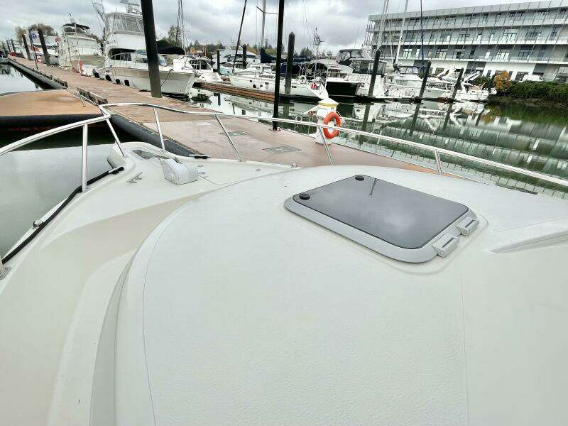 28ft Pursuit Yacht For Sale