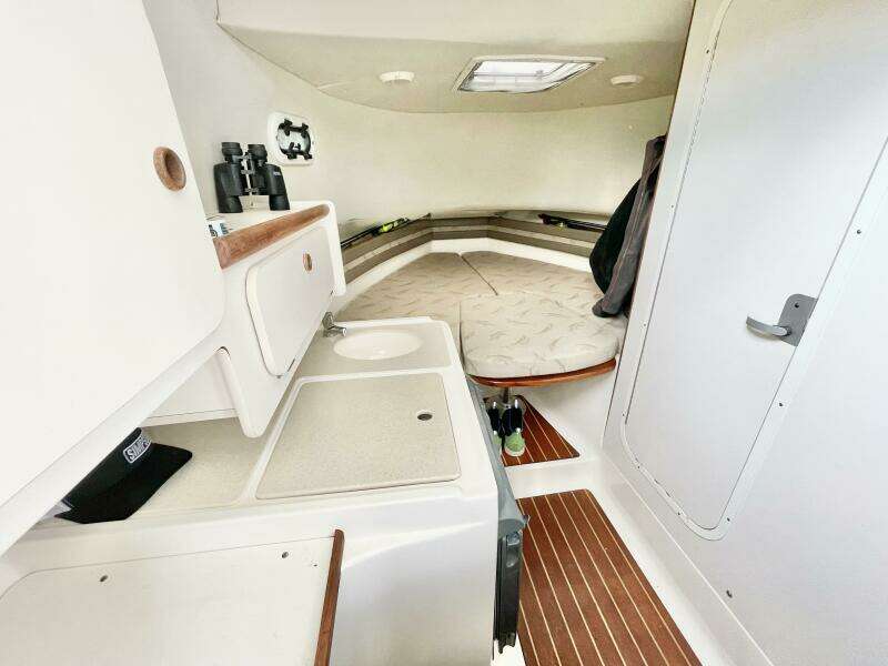28ft Pursuit Yacht For Sale