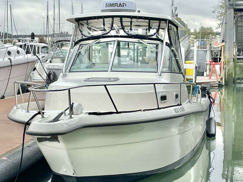 28ft Pursuit Yacht For Sale