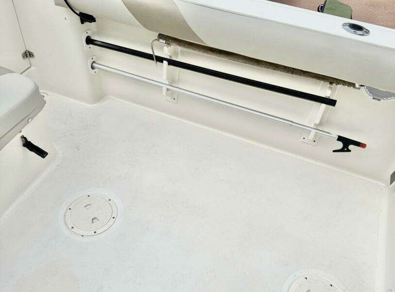 28ft Pursuit Yacht For Sale