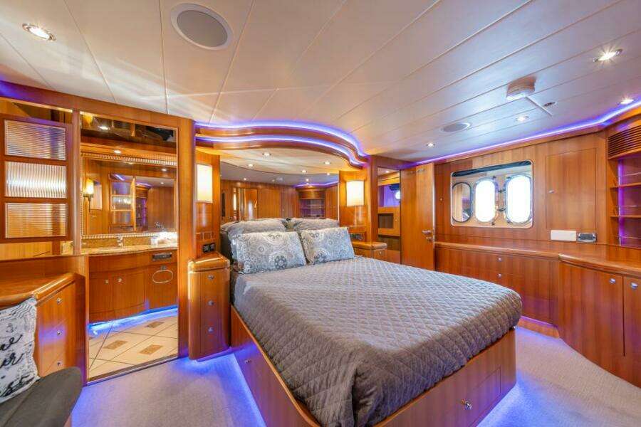 73ft Horizon Yacht For Sale