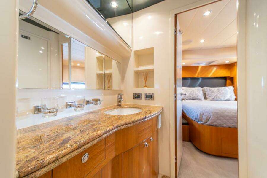 73ft Horizon Yacht For Sale