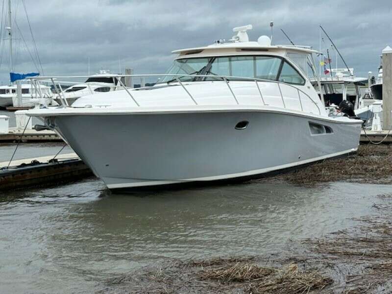 Galene 43ft Tiara Yachts Yacht For Sale