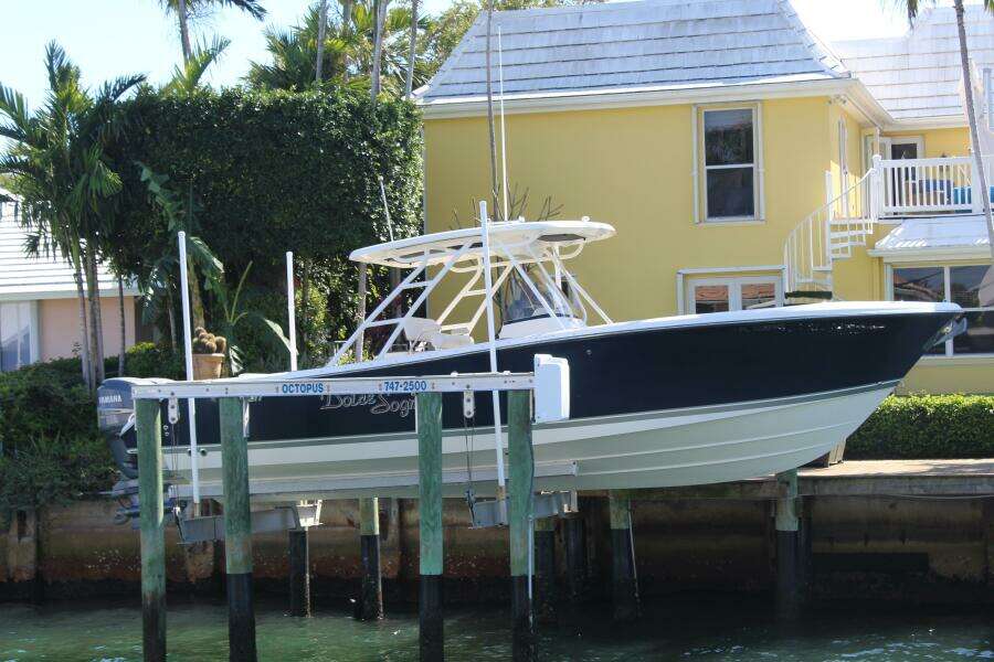 31ft Pursuit Yacht For Sale