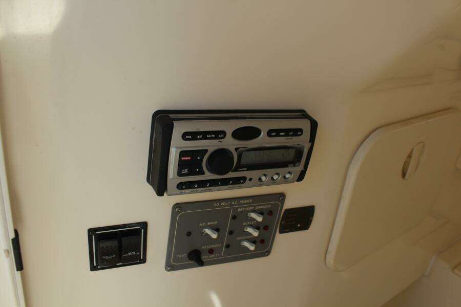 31ft Pursuit Yacht For Sale
