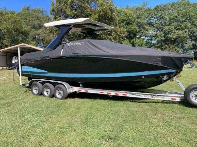 29ft Cobalt Yacht For Sale