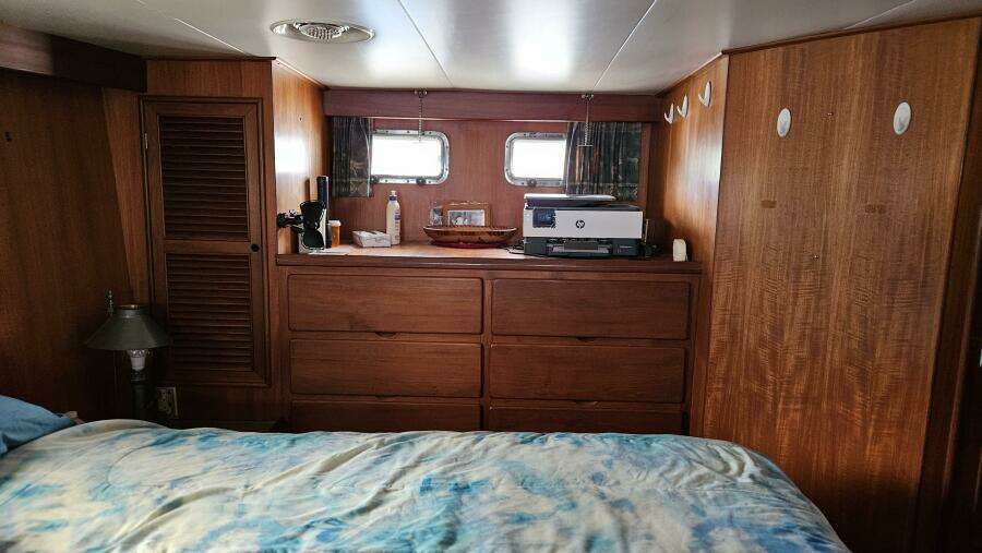 Adventure 48ft CHB Yacht For Sale
