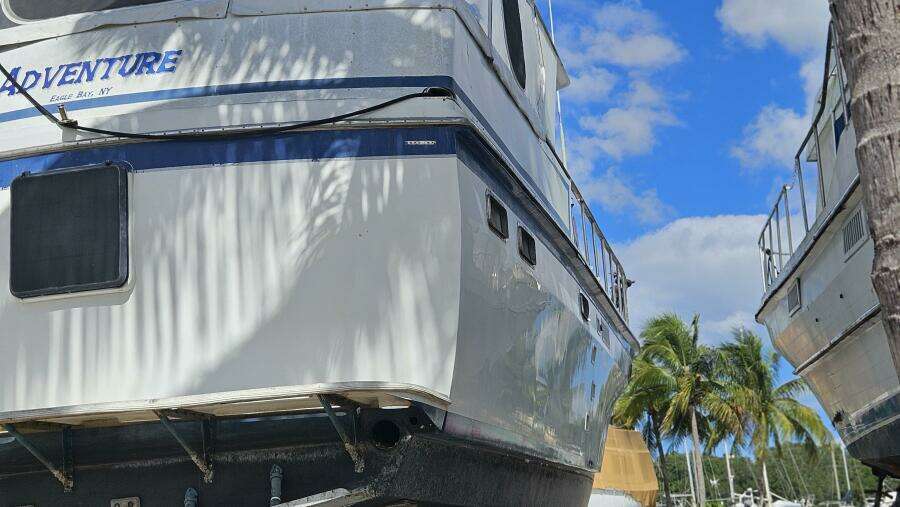 Adventure 48ft CHB Yacht For Sale