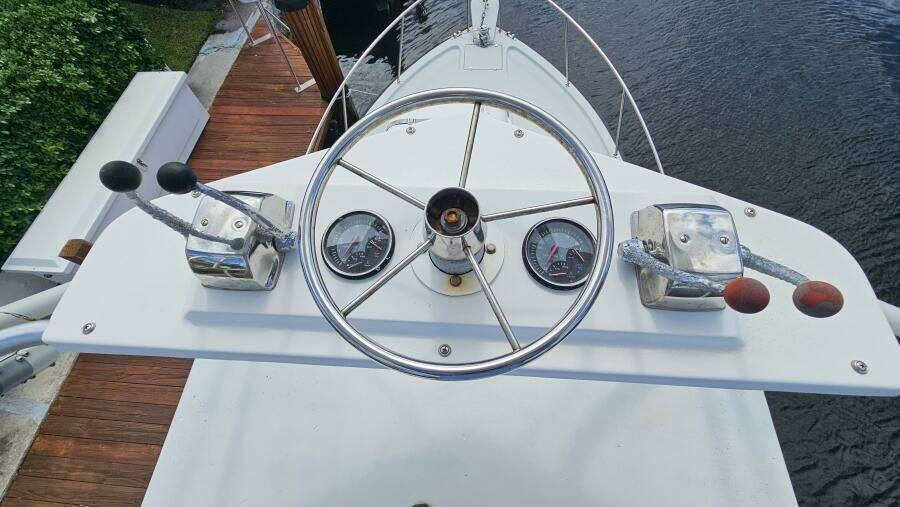 A Salt Weapon 28ft Rampage Yacht For Sale