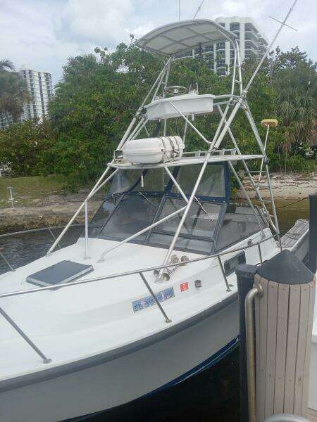 A Salt Weapon 28ft Rampage Yacht For Sale