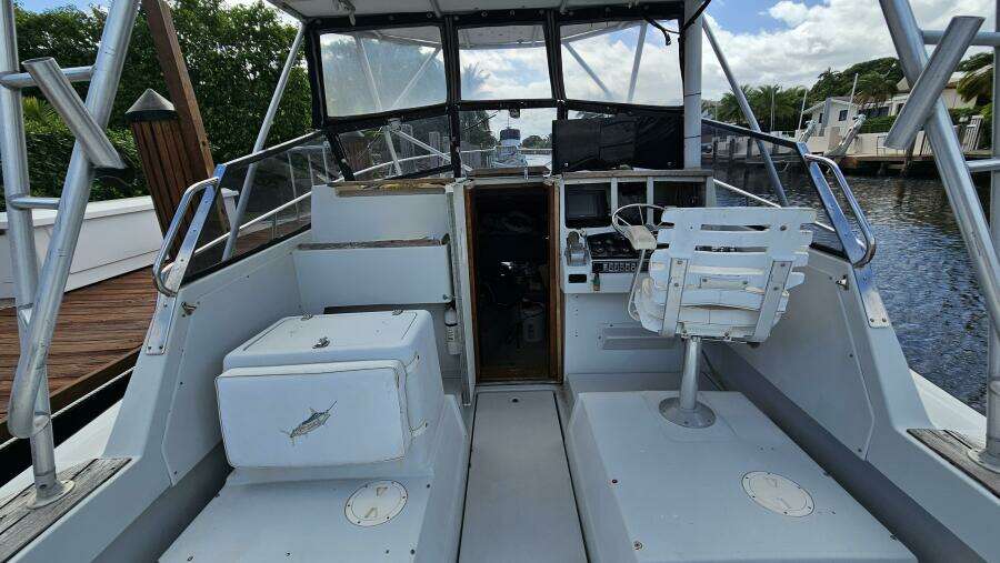 A Salt Weapon 28ft Rampage Yacht For Sale