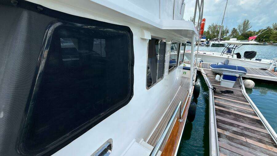 Serenea 44ft Explorer Motor Yachts Yacht For Sale