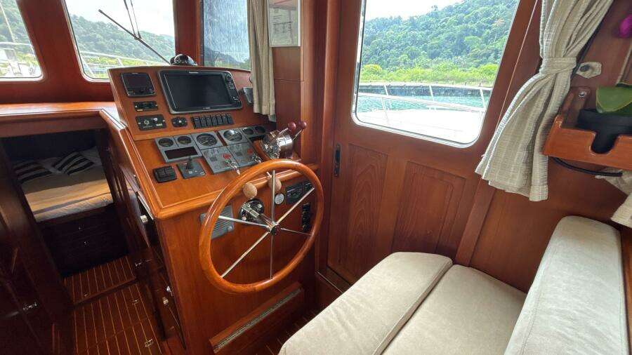 Serenea 44ft Explorer Motor Yachts Yacht For Sale