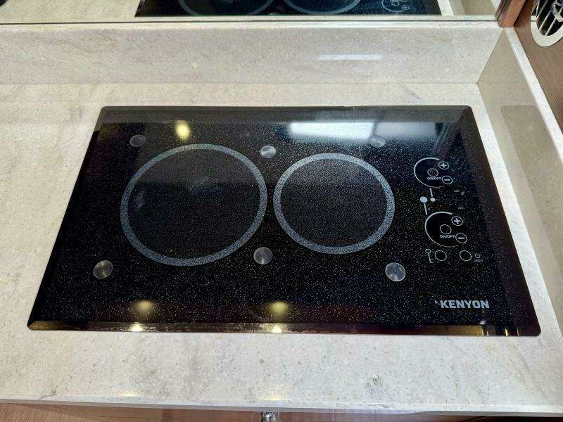 Floor It 51ft Sea Ray Yacht For Sale