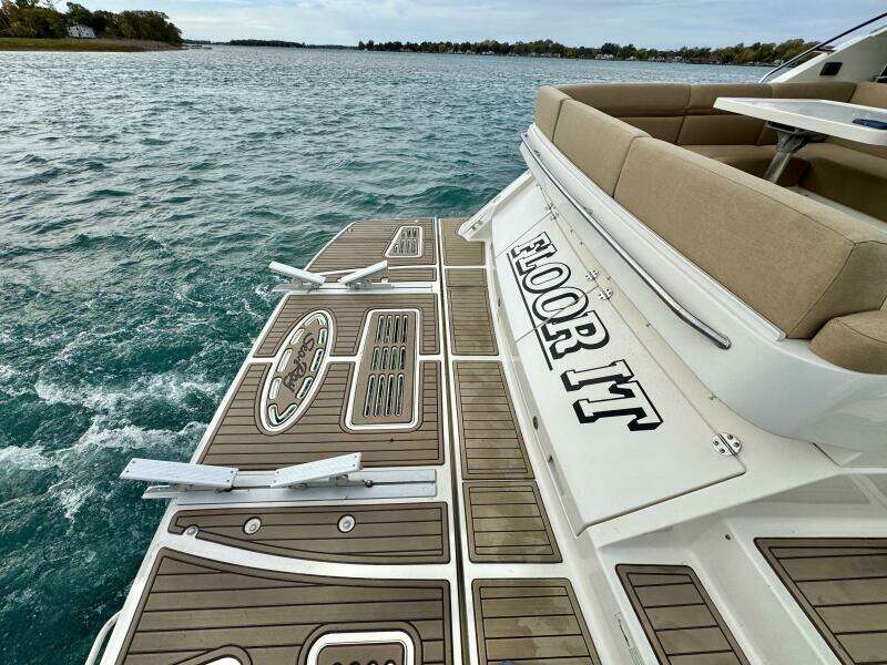 Floor It 51ft Sea Ray Yacht For Sale