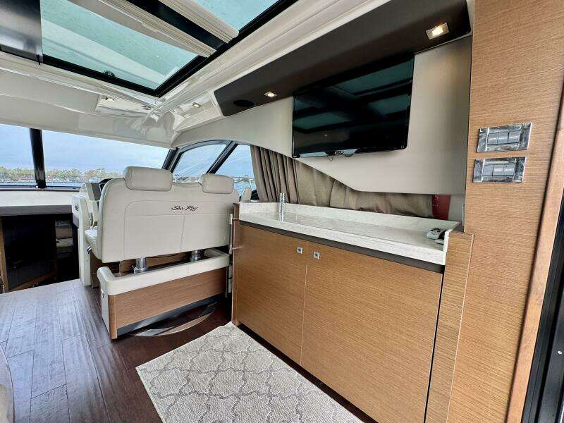 Floor It 51ft Sea Ray Yacht For Sale