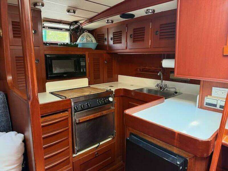 49ft Hallberg Rassy Yacht For Sale