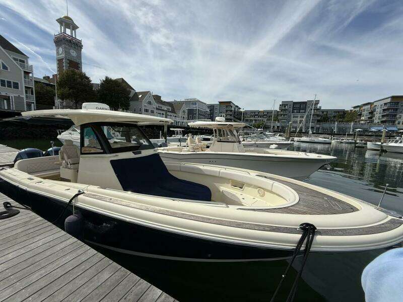 30ft Chris Craft Yacht For Sale