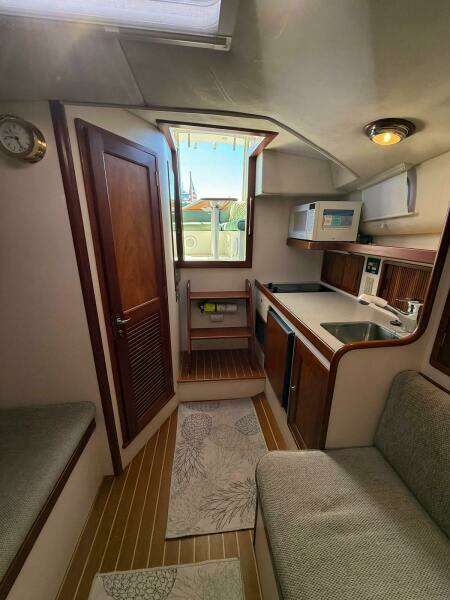 LARK 34ft Little Harbor Yacht For Sale