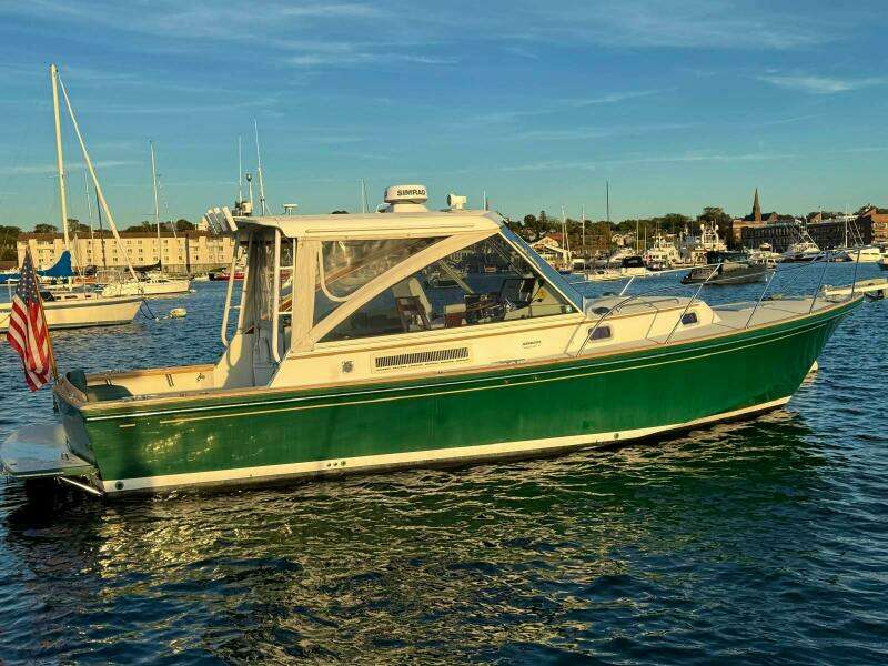 LARK 34ft Little Harbor Yacht For Sale