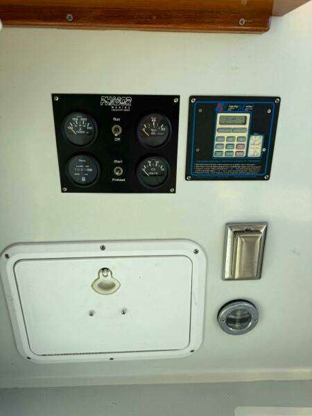 LARK 34ft Little Harbor Yacht For Sale