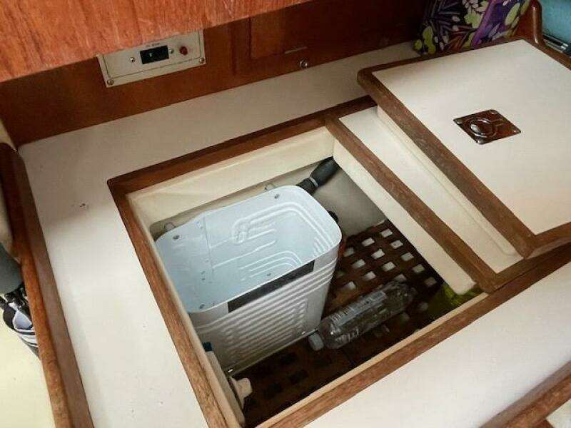 28ft Tartan Yacht For Sale