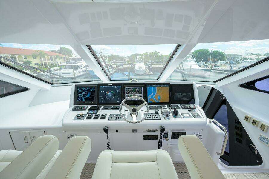 Enclosed Bridge Helm