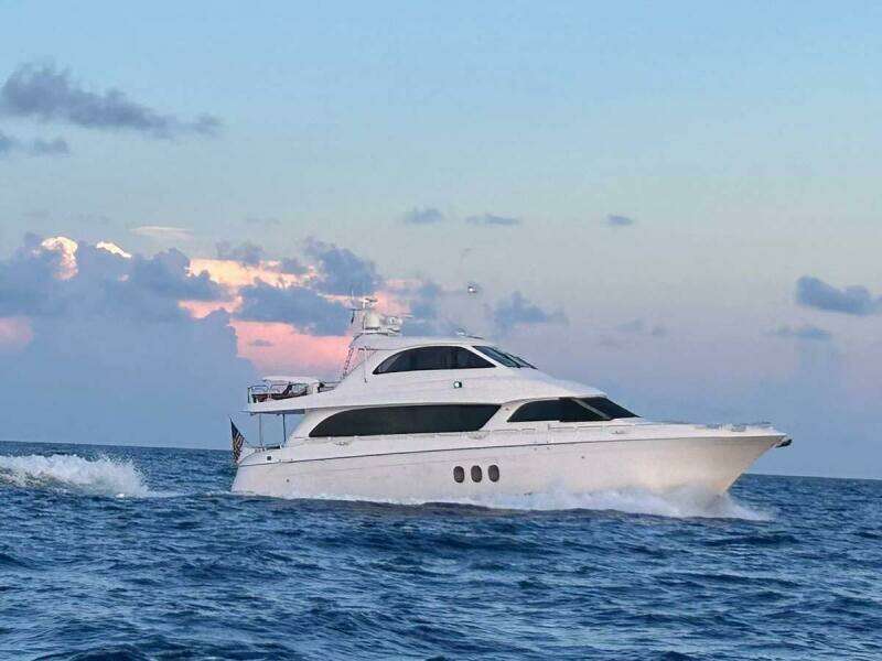 SAPPHIRE 72ft Hatteras Yacht For Sale